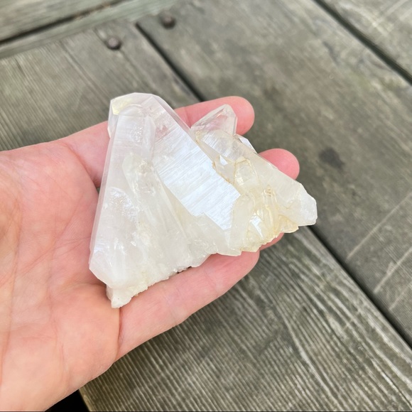 Clear Quartz Crystal Cluster Self Standing - Picture 11 of 17